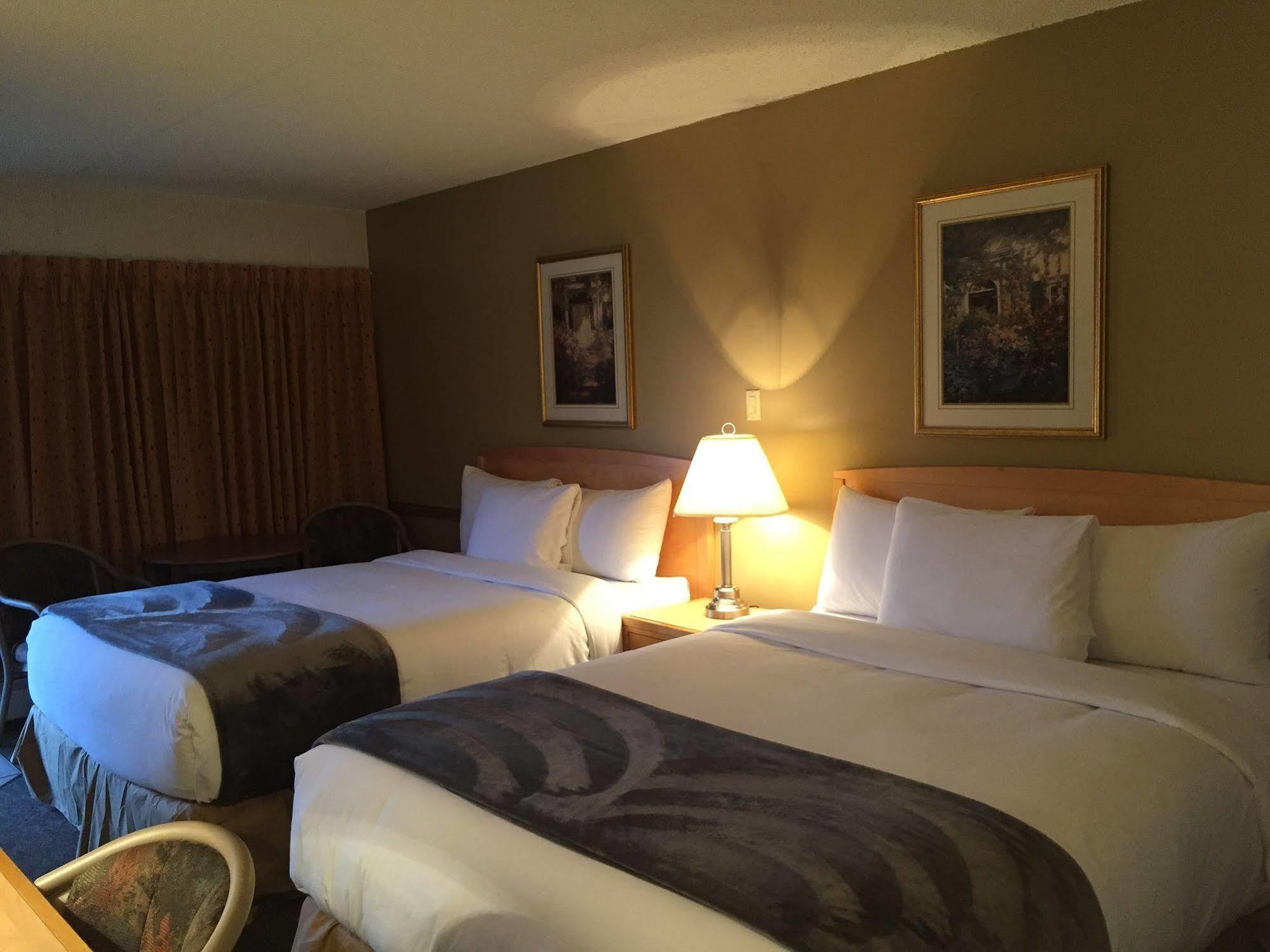 Eastglen Inn Edmonton Bagian luar foto
