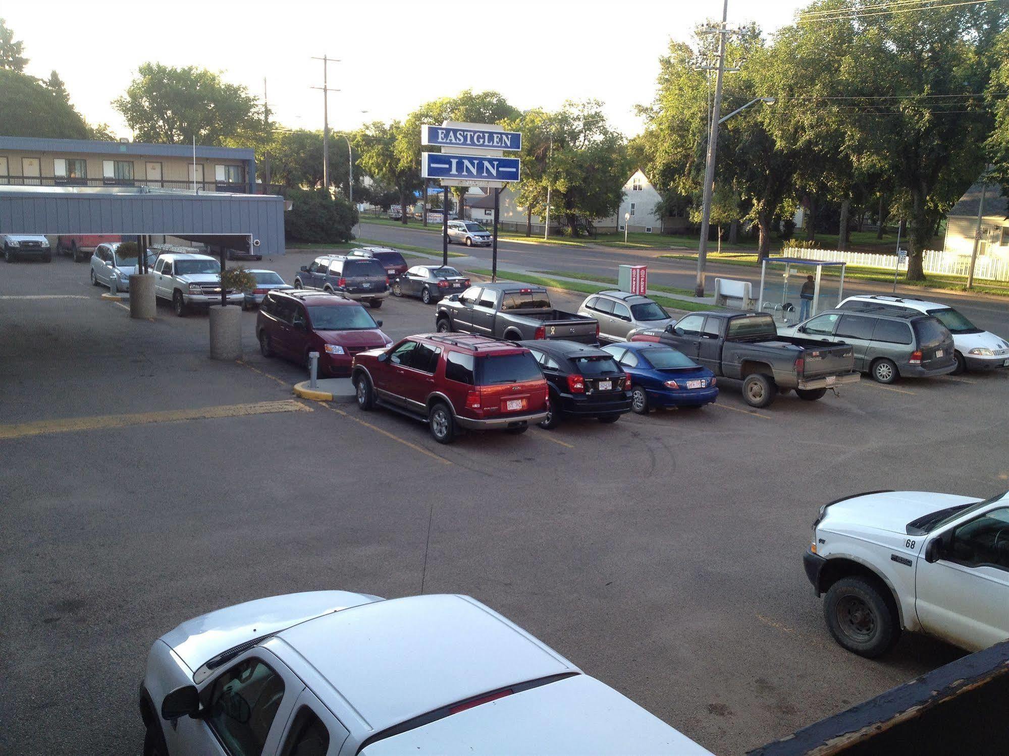 Eastglen Inn Edmonton Bagian luar foto