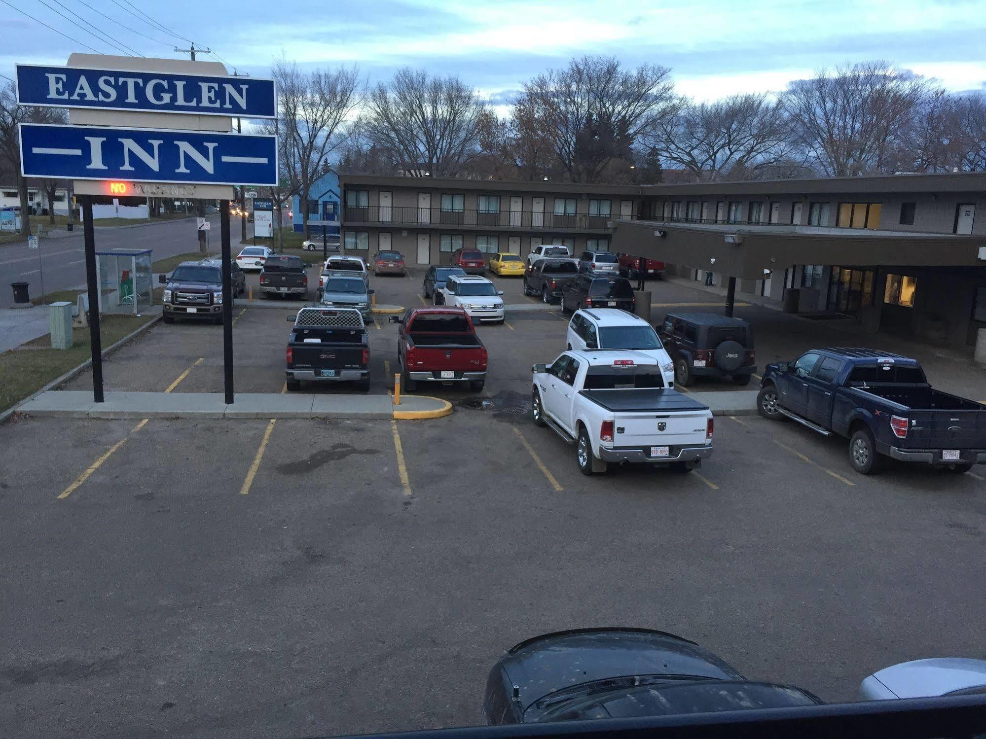 Eastglen Inn Edmonton Bagian luar foto